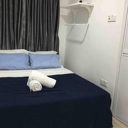 22Pax :Taman Pelangi Party House Nearby Midvelly Villa Джохор Бахру Екстериор снимка