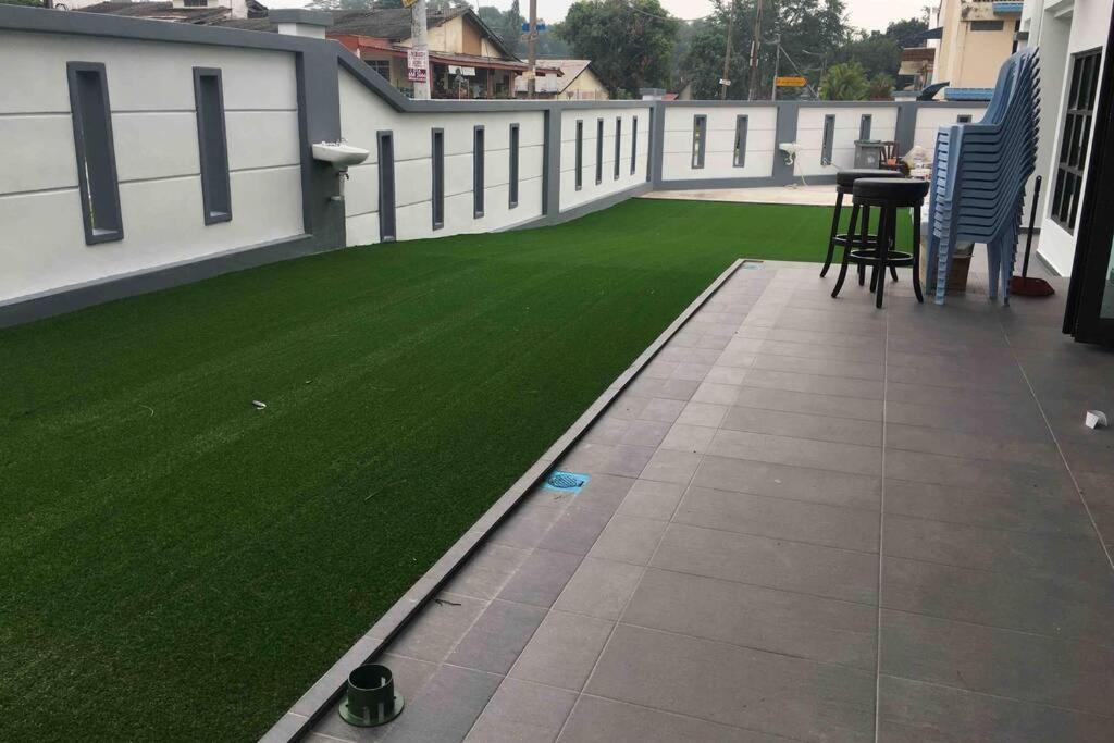 22Pax :Taman Pelangi Party House Nearby Midvelly Villa Джохор Бахру Екстериор снимка